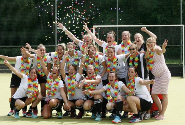 EclectiC sponsored field hockey team promoted to the next league